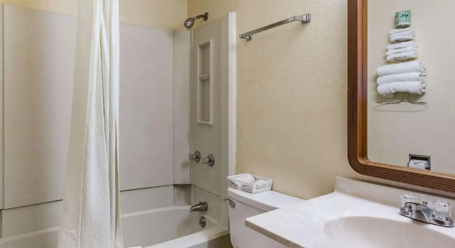 Двухместный номер Standard Rodeway Inn Farmington