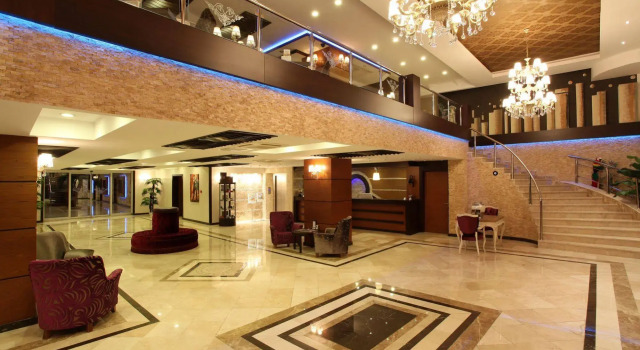 Hotel Arya, Varaa Hotelli Hotellit Marmara-alue pysäköinnillä, Pysäköinti