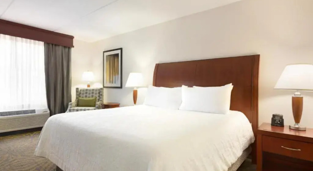 Номер Standard Hilton Garden Inn Shelton