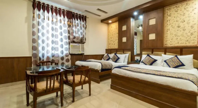 Люкс Deluxe Hotel Baba Deluxe near New Delhi Railway Station and City Center -By RCG Hotels