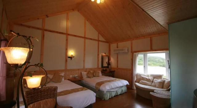 Четырёхместный номер Standard с балконом Fennel Hot Spring Resort