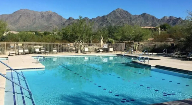 Luxury Home with Views in Mcdowell Mountain Ranch, Забронировать Отель Скотсдейл 