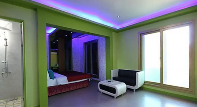 Люкс W Motel Geoje
