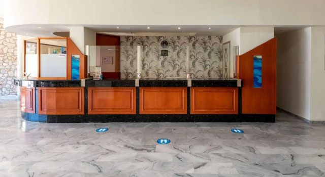Delfinia Resort, Rezerwuj Ośrodek wypoczynkowy Kolympia South Aegean