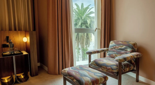 Двухместный полулюкс Cenica Porto Hotel, Curio Collection By Hilton