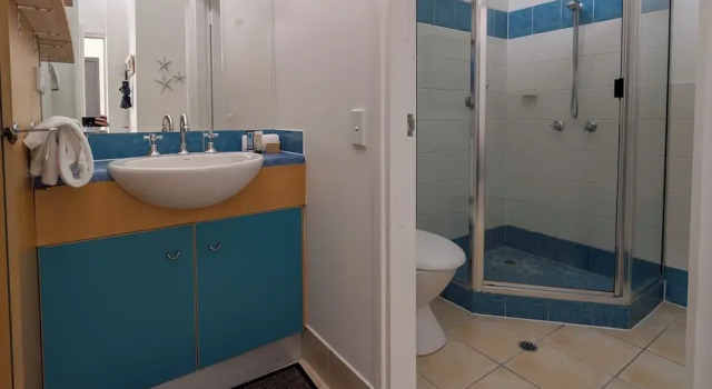 Апартаменты Comfort Noosa Parade Holiday Inn