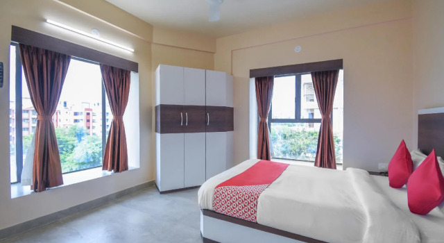 OYO 75447 Eco Nest, Забронировать Отель Калькутта East Zone, рядом с Capgemini India Private Limited