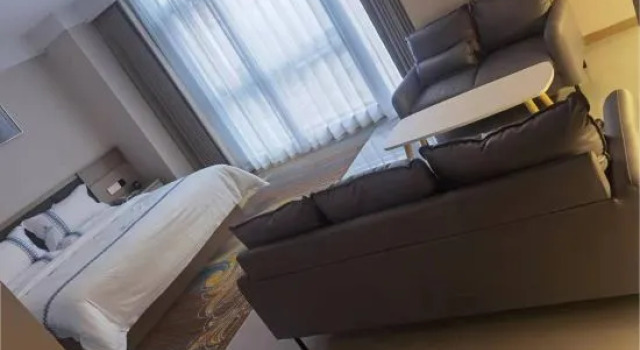 Люкс Deluxe Fuyue Hotel (Fuquan Branch)