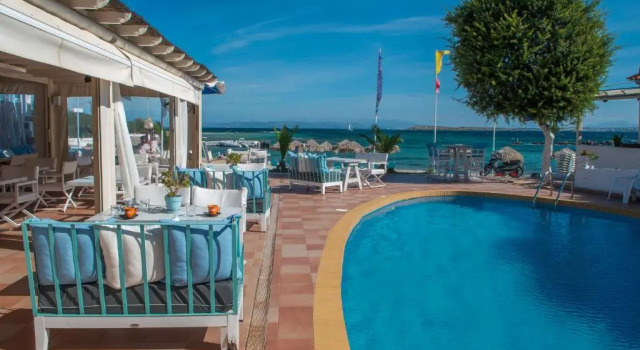 Номер Executive Oasis Beach Hotel