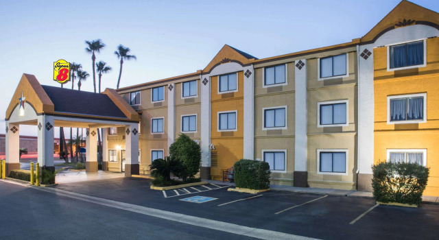Super 8 by Wyndham Harlingen TX, Réserver Auberge Harlingen 