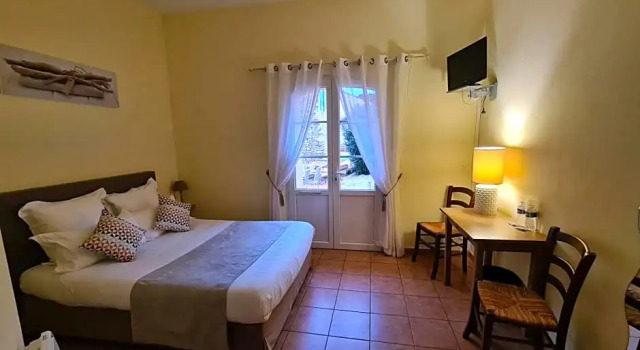Manzaralı Standart çift kişilik oda Logis Hotel La Bastide St Bach