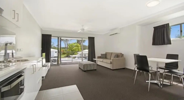 Cooroy Luxury Motel Apartments, Prenota Appartamento Cooroy Noosa Hinterland