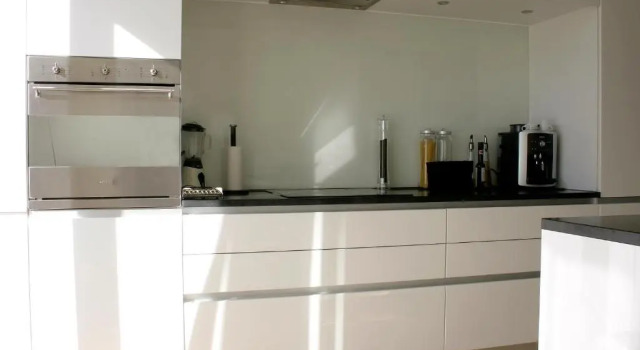 Апартаменты Modern Apartment with Balcony near Tivoli & Metro