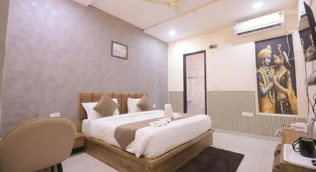 Номер Deluxe Hotel Mango Tree, Vrindavan