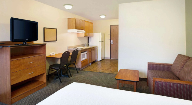 Люкс WoodSpring Suites Raleigh Northeast Wake Forest