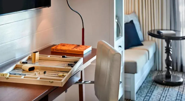 Четырёхместный номер Standard с балконом Lido House, Autograph Collection