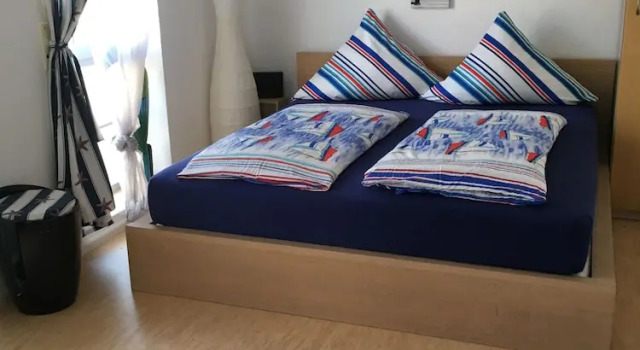 Четырёхместный номер Comfort с балконом и с видом на город Gästehaus Tante Tienchen 7 Minuten zu Fuss zum Europa Park , plus kostenloses Parkplatzticket Rulantica ,alle unsere Suiten haben einen Balkon