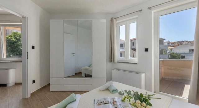 Апартаменты Beachfront Apartment Betty