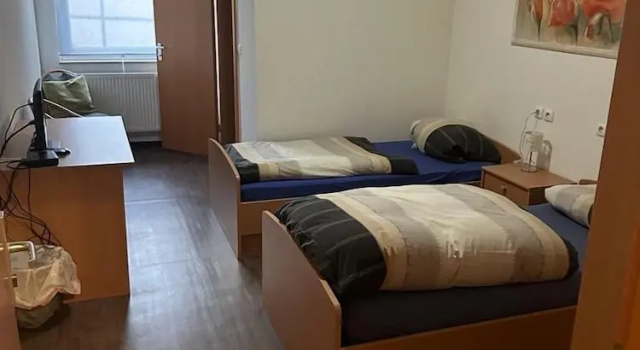 Brunnenstrasse Twin rooms