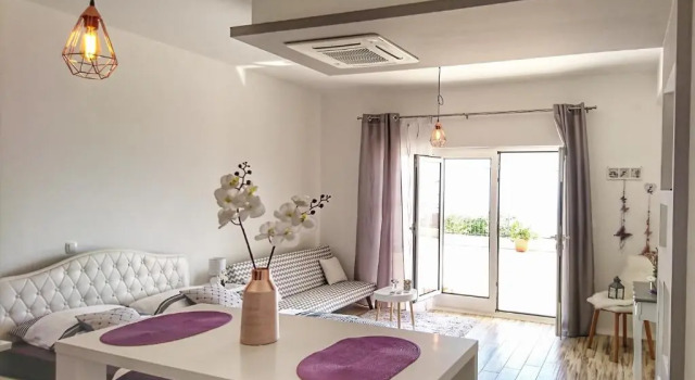 Апартаменты Deluxe Studio Apartment "Brigita" free parking