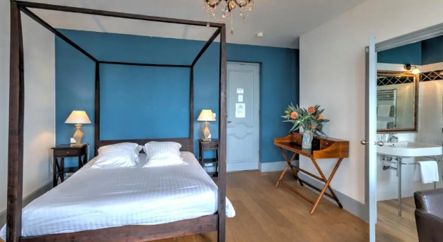 Двухместный номер Standard с балконом и с видом на море Hotel Le Rayon Vert