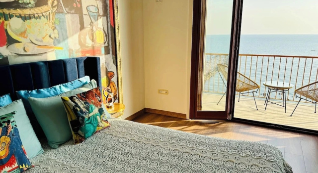 BluMare ArtHouse