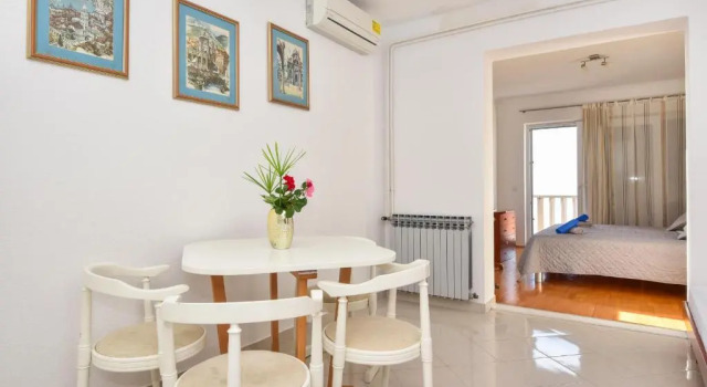 Апартаменты с балконом и с видом на море Apartments Mare