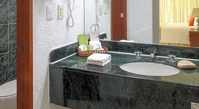 Номер Superior с видом на горы Emporio Ixtapa - with Optional All Inclusive