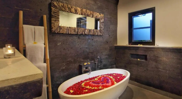 Вилла с 2 комнатами Agata Villas Seminyak