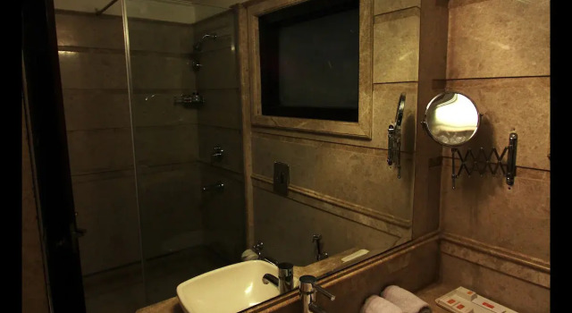 Люкс Hotel Southgate Delhi