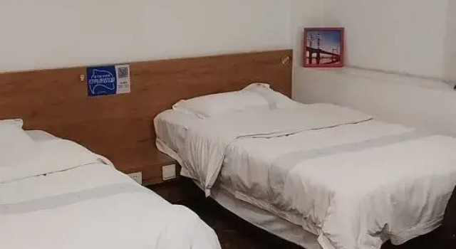 Одноместный номер Standard Дуплекс Harbin Kazy International Youth Hostel