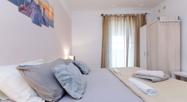 Apartments Vesna, Prenota Appartamento Hotel a Isole Quarnerine con parcheggio, Parcheggio