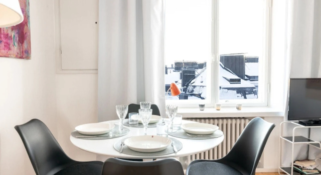 Апартаменты Comfort 2ndhomes Cozy 1BR Apartment with a View