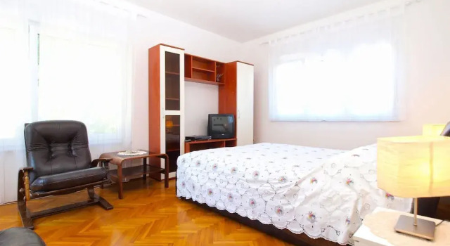 House 1201, Забронировать Дом для отпуска Коттеджи Баньоле, Коттедж