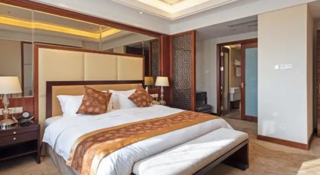 Люкс New Continental June House Hotel