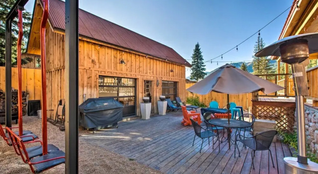 Коттедж с 3 комнатами Red River Summer Cabin w/ Fire Pit & Mtn Views