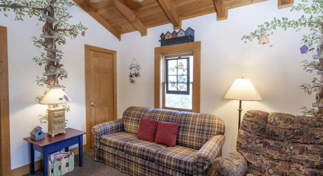 Hibernation Hideaway by Eagles Ridge Resort