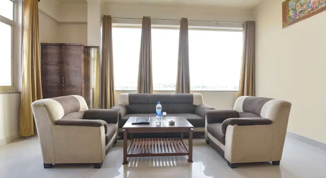 Fabhotel Shiv Palace, Rezerwuj Hotel Dźajpur 