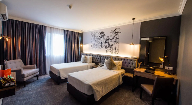 Двухместный номер Executive Merchant Hotel