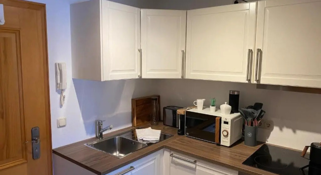 Студия Apartment am Tegernsee - 2min zum Strand, eigener Garten & schnelles WLAN
