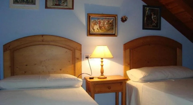 Apartamentos Saila, Book Apartment Hotels in Aragon with Parking, Parking