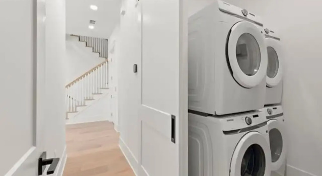 Onyx House at The Gemma, Забронировать Дом для отпуска Отели Клируотер-Бич с парковкой, Парковка