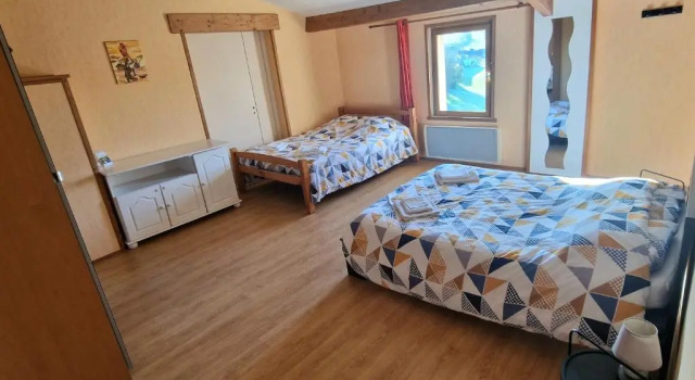Chambres d¿h¿tes POP Bike Night, Rezerwuj Bed and Breakfast Tiffauges 