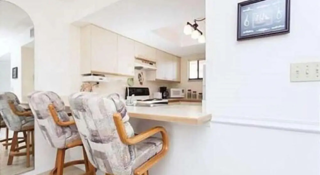 2 Bed, 2 Bath, Upgraded, Pool View - Ocean Village Club E35