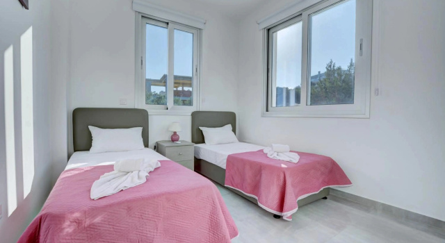 Aetopetra Villa, Réserver Villa Hôtels à Protaras avec parking, Parking