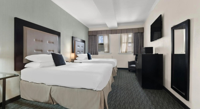 Quality Inn Philadelphia Center City, Забронировать Отель Отели Филадельфии с парковкой, рядом с National Constitution Center, Парковка