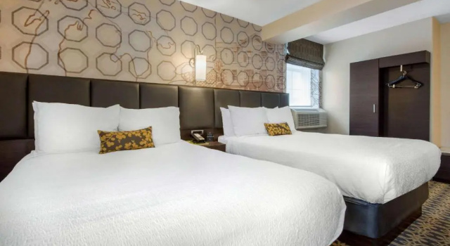Четырёхместный номер Standard The Champlain Waterfront Hotel, an Ascend Collection Hotel