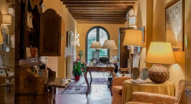 Piazza Nova Guest House