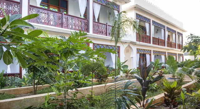 Апартаменты Deluxe Tasneem Luxury Appartment