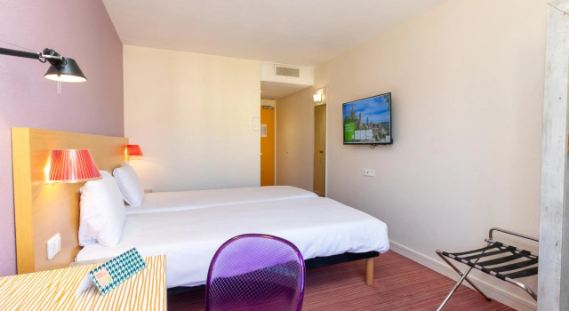 ibis Styles Le Puy en Velay, Забронировать Отель Отели в центре Ле-Пюи-ан-Веле с завтраком, отели в центре Ле-Пюи-ан-Веле с завтраком